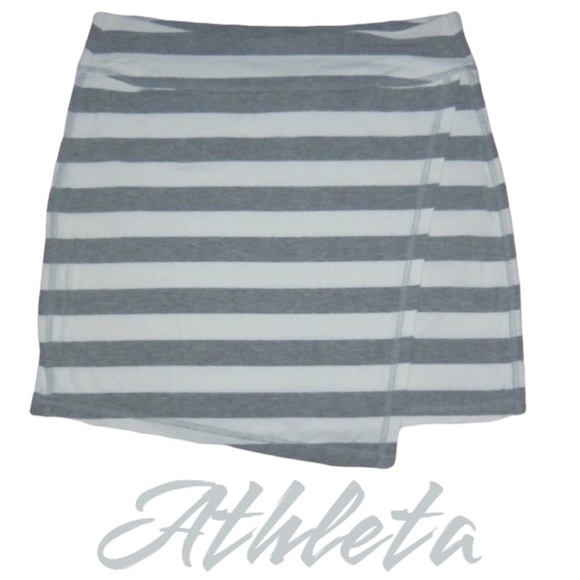 ATHLETA Gray White Striped Short Mini Skirt - Small - Picture 1 of 8